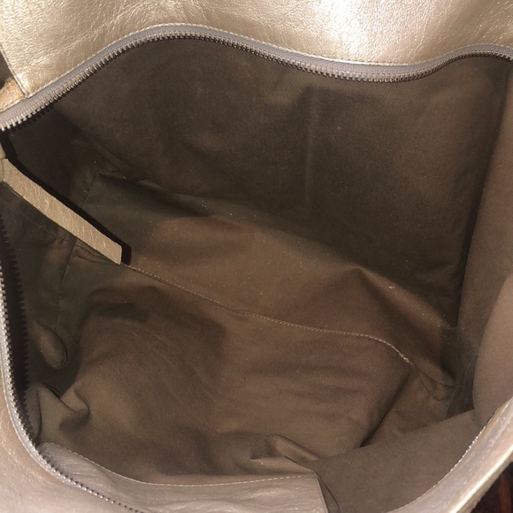 CHLOE Eclipse Oversized Ivory Silver Gold Tote Shoulder Bag Exterior Zip Pockets - Picture 8 of 17